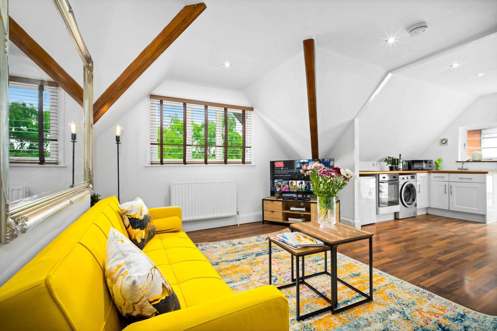 Stylish Apartment - Parking - Outdoor Terrace - Wolverhampton - Netlix - Wifi - 9Bpc Zewnętrze zdjęcie