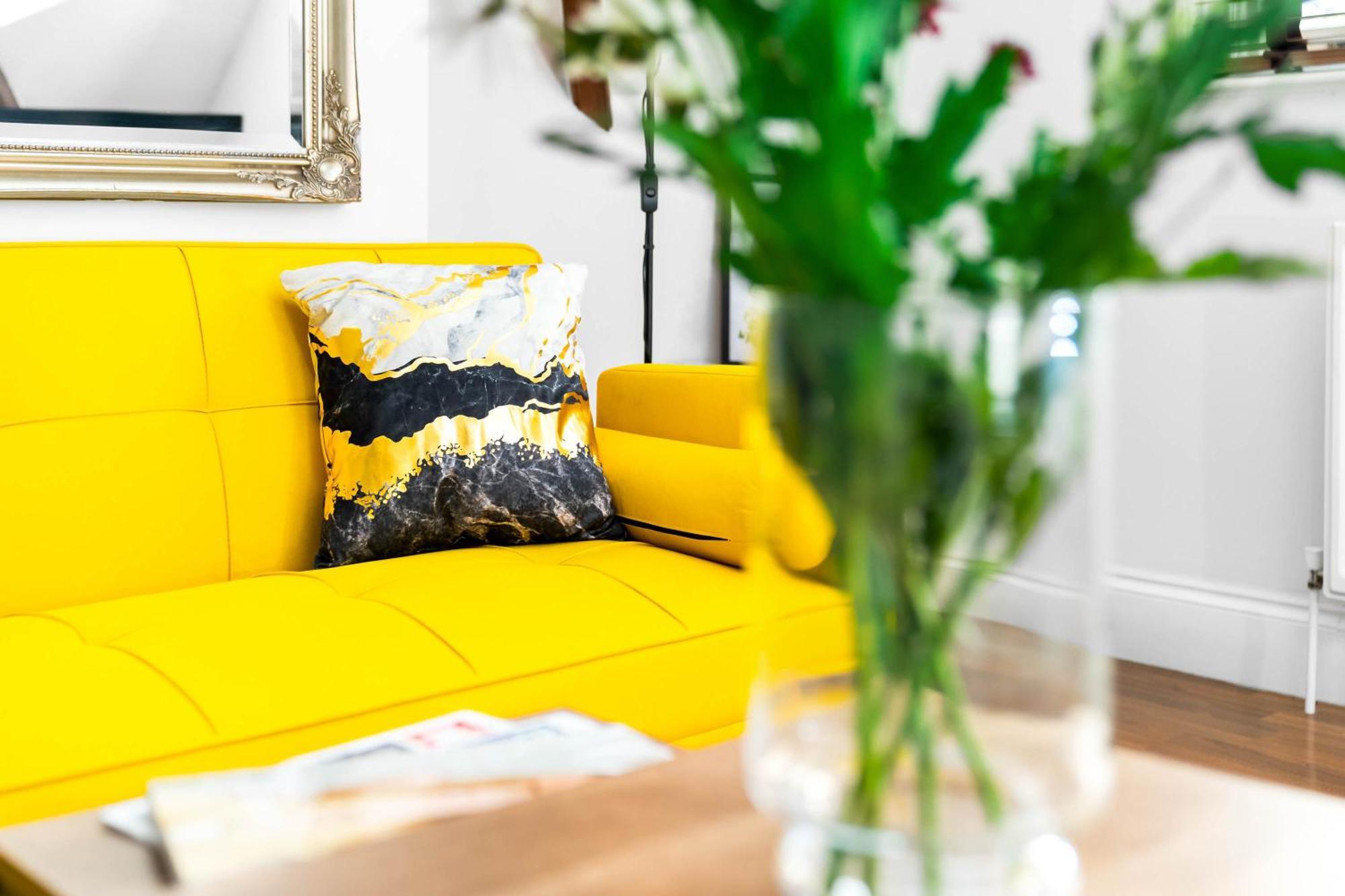 Stylish Apartment - Parking - Outdoor Terrace - Wolverhampton - Netlix - Wifi - 9Bpc Zewnętrze zdjęcie